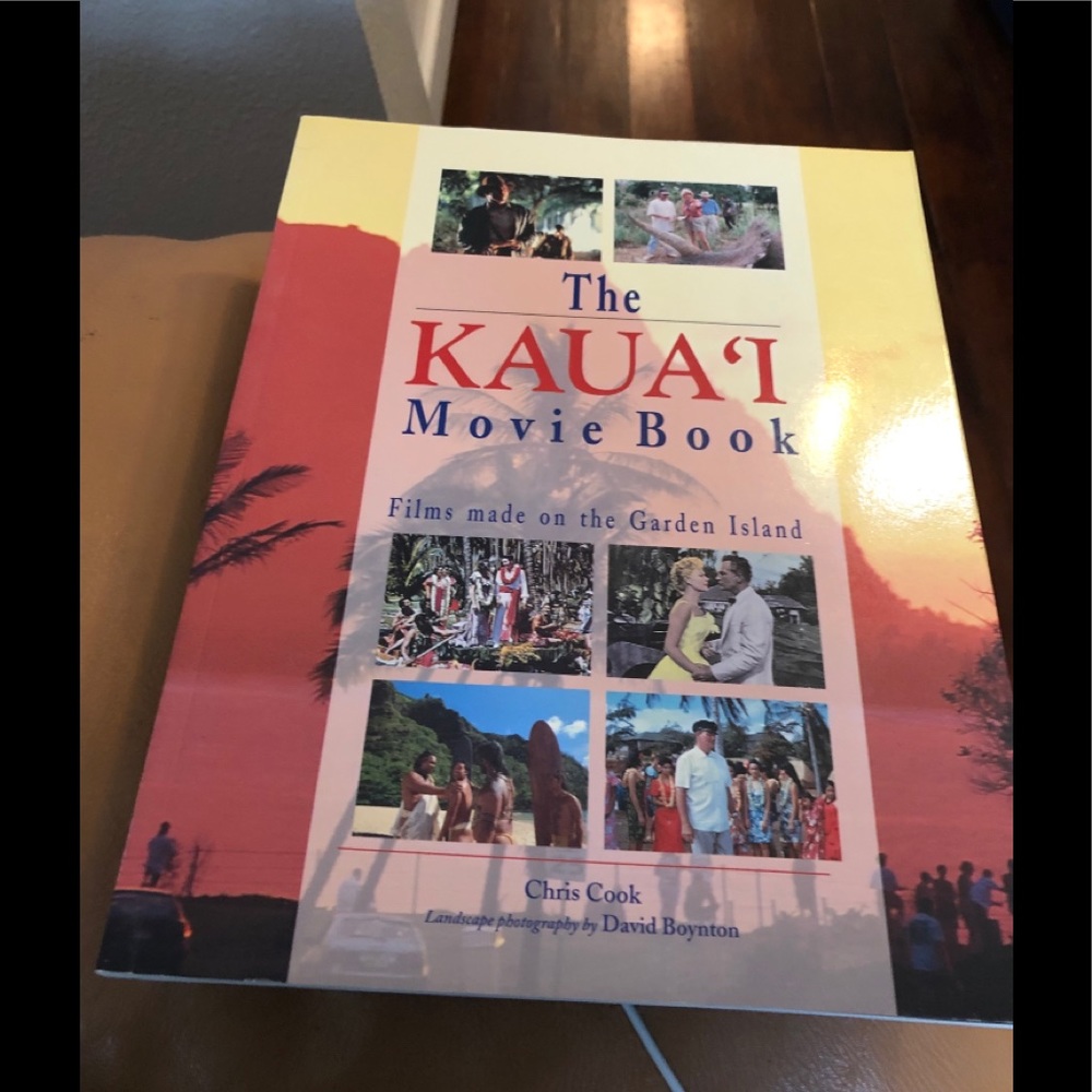 🏝 The Kaua’i Movie Book by Chris Cook